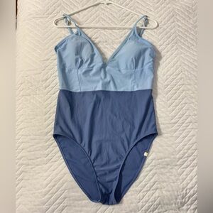 Summersalt The Long Torse Wave One Piece Swimsuit Sky & Blue Mountain Colorblock
